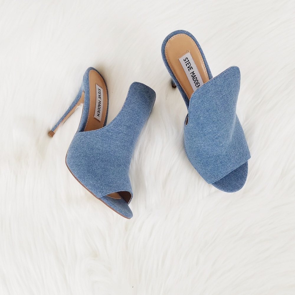 Steve Madden Sandal, New
